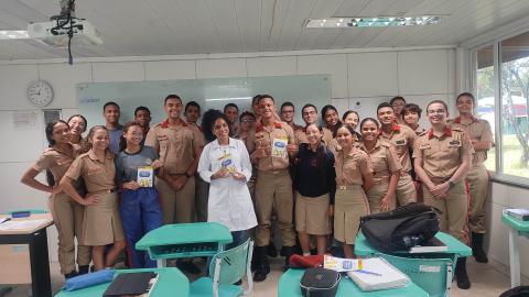 alunos do colegio militar do recife e discente do PGCTA